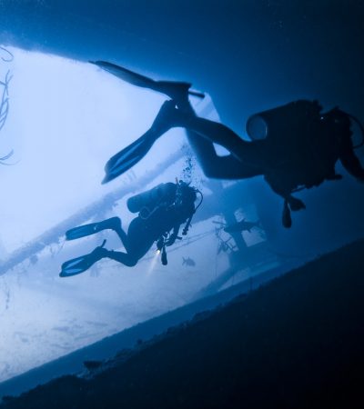 divers in wreck